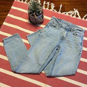 American Eagle Women’s Size 000 Light Wash Stretch Jeans